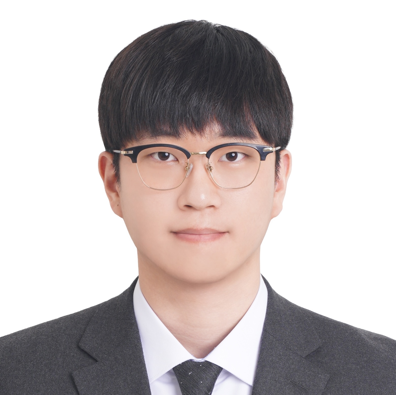 손혁진(SON HYEOKJIN)